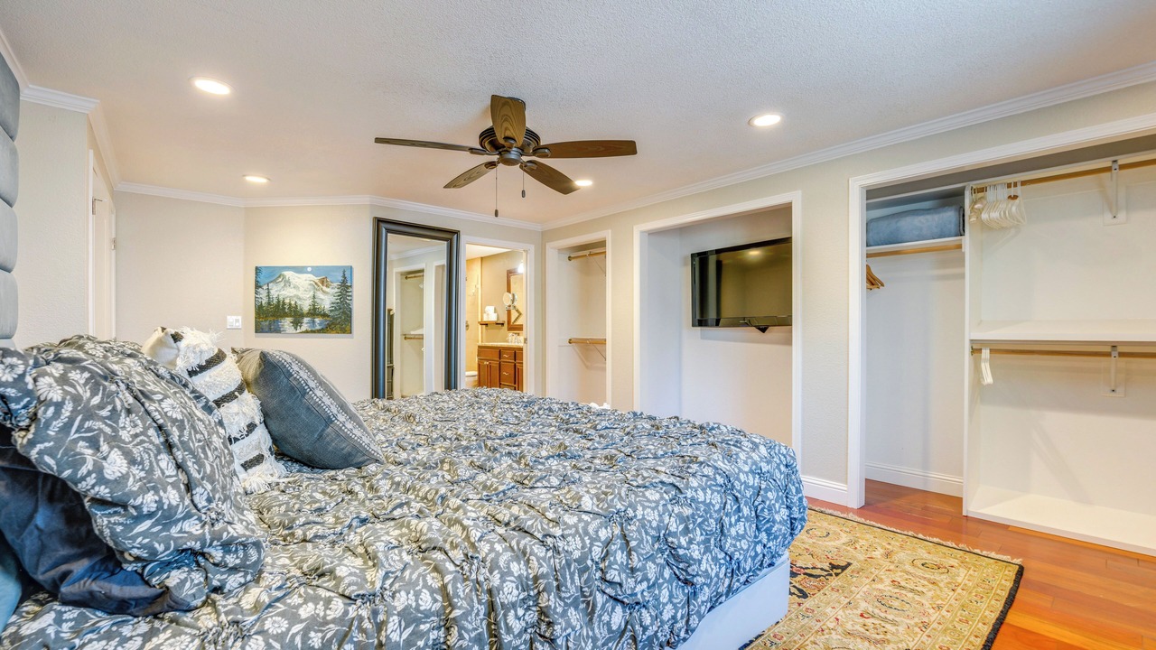 Photo of Bedroom in University Place