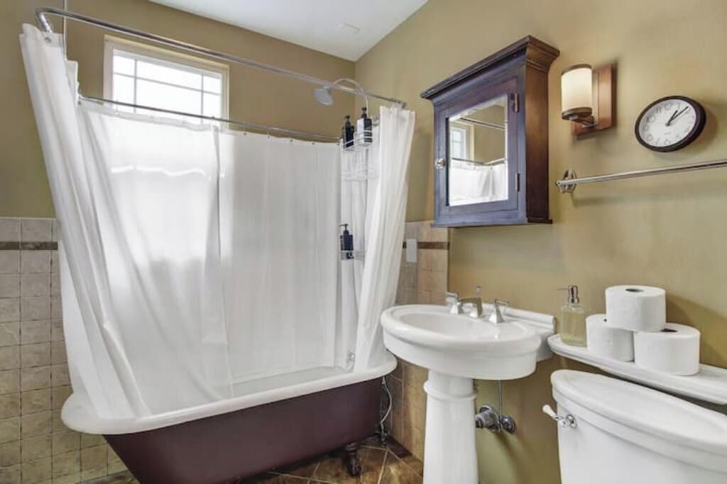 Photo of Bathroom in Mid-Beacon Hill