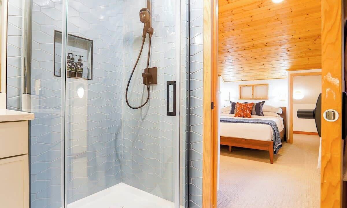 Photo of Bathroom in Glacier