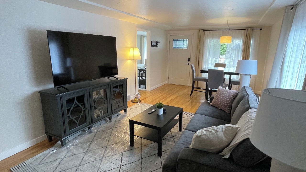 Photo of Livingroom in South Tacoma