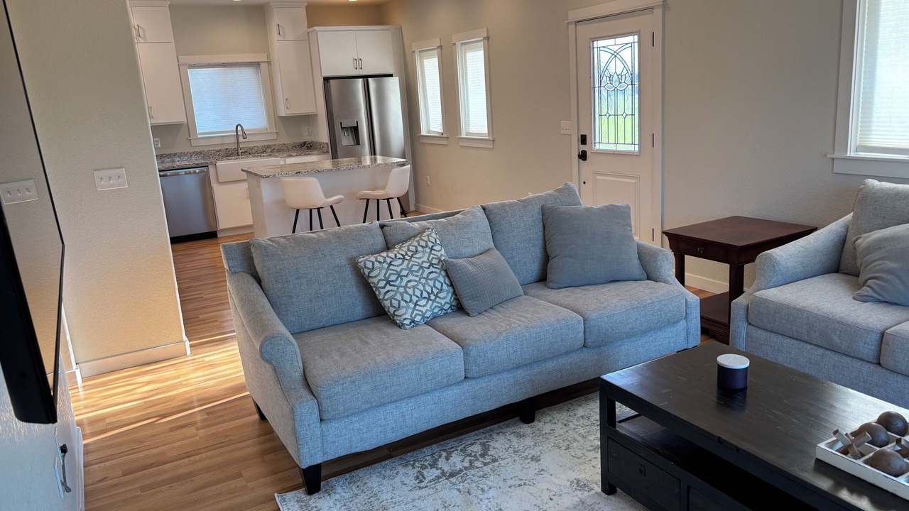 Photo of Livingroom in Central Point