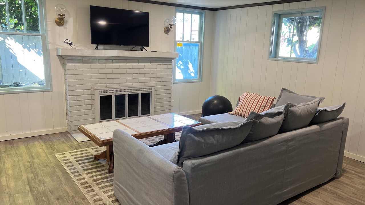 Photo of Livingroom in North End