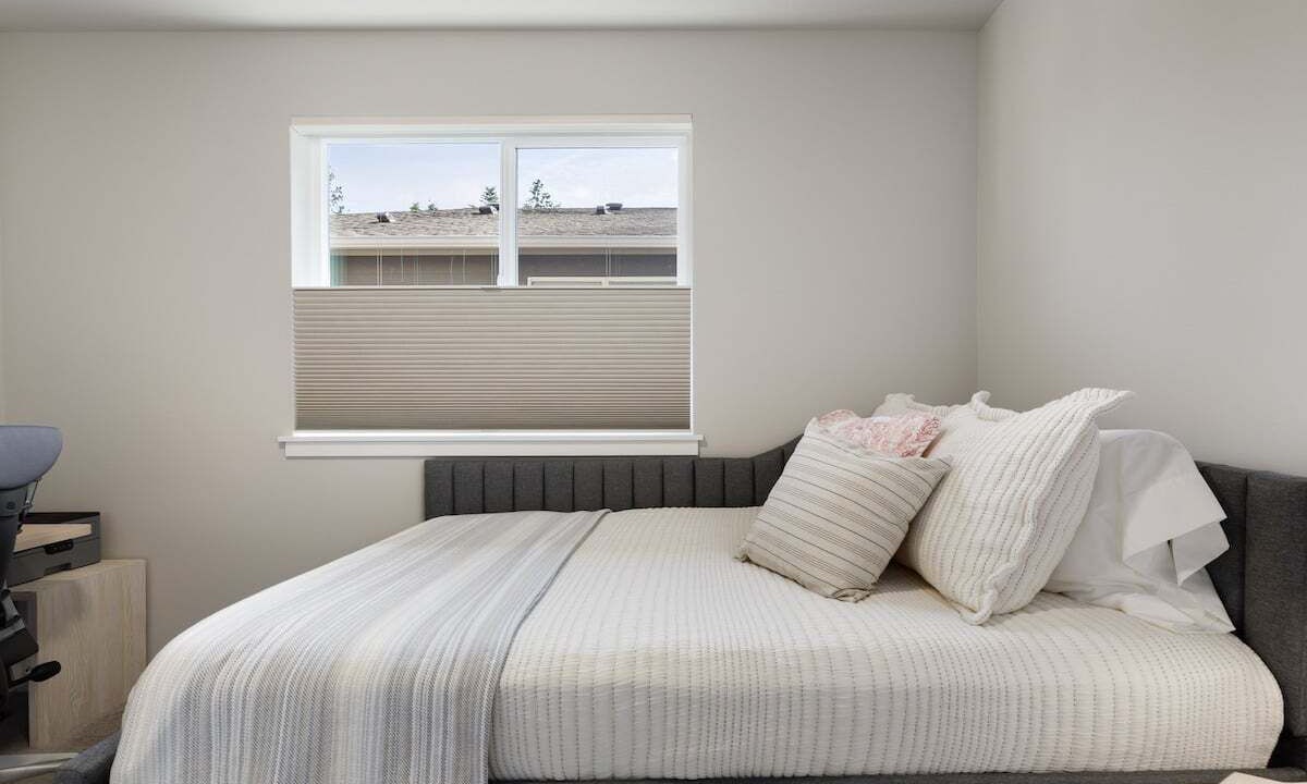 Photo of Bedroom in Oak Harbor