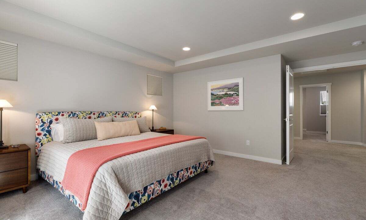 Photo of Bedroom in Oak Harbor
