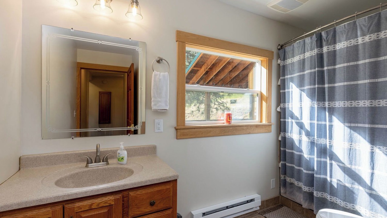 Photo of Bathroom in Kettle Falls