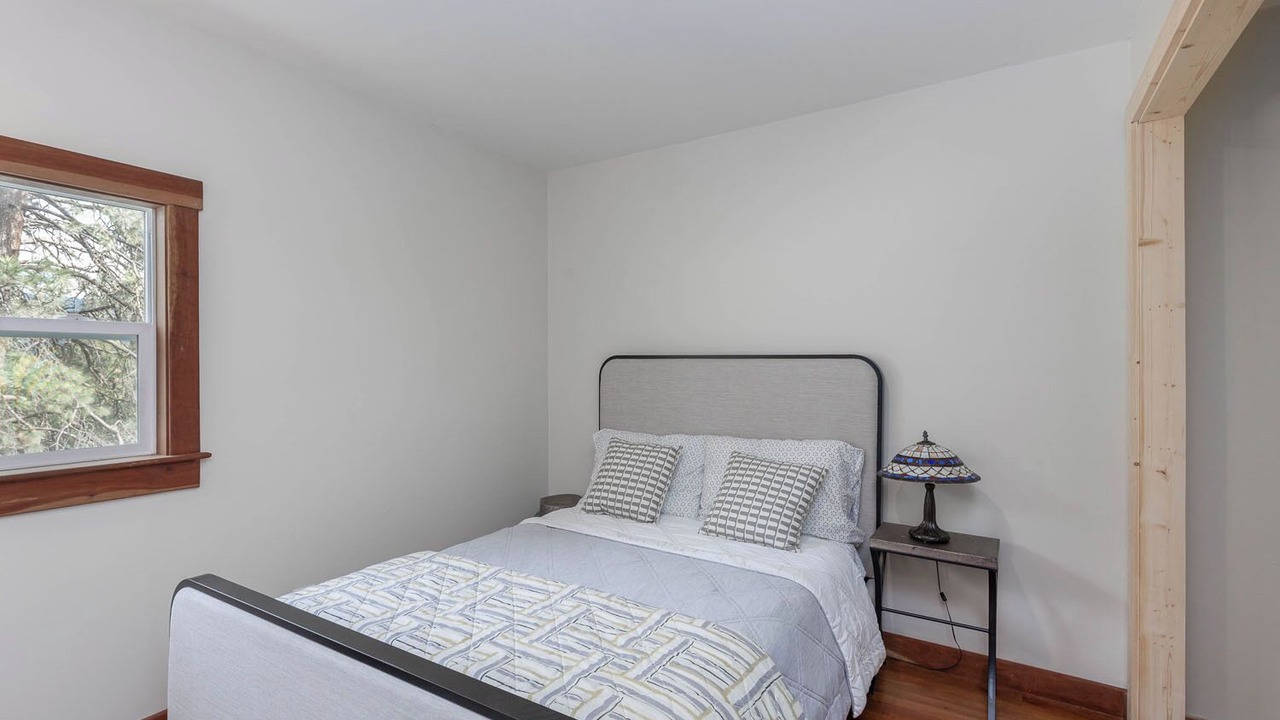 Photo of Bedroom in Kettle Falls