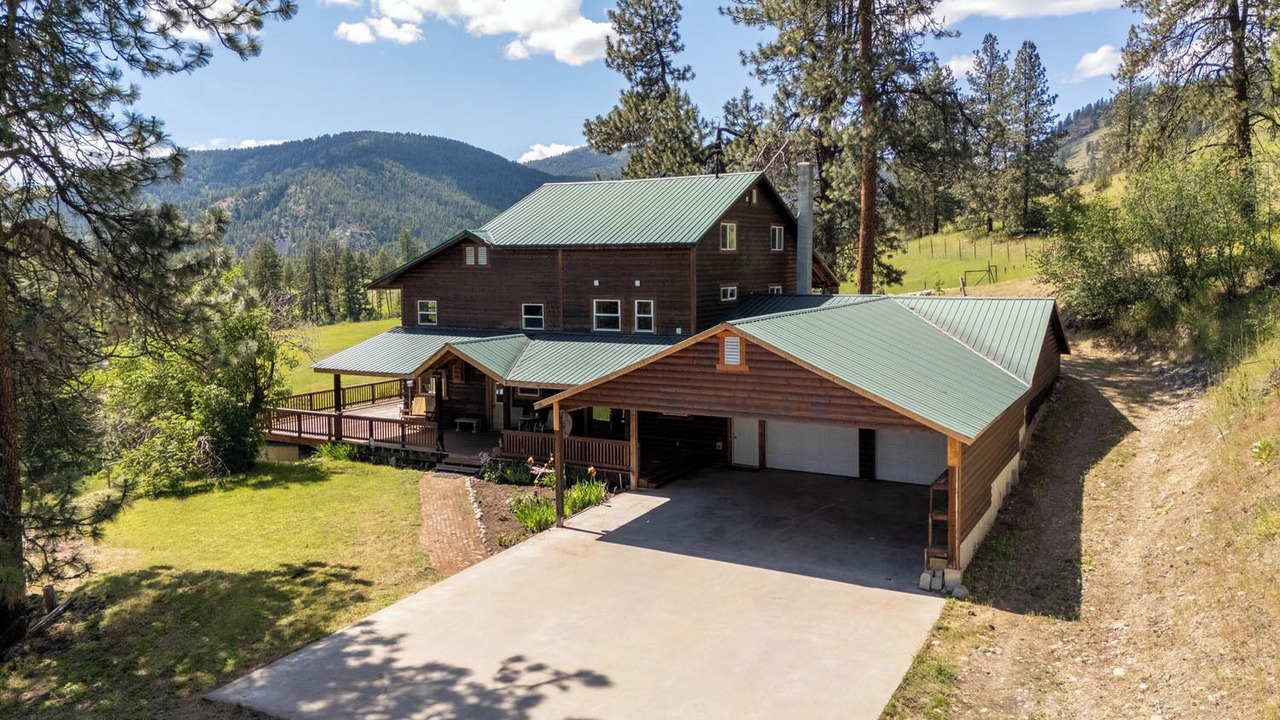 Photo of Outdoor in Kettle Falls
