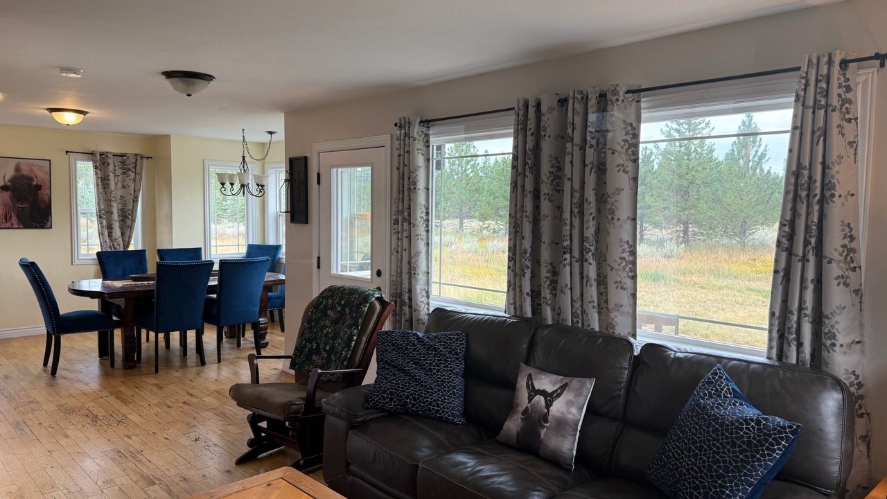 Photo of Livingroom in Donnelly