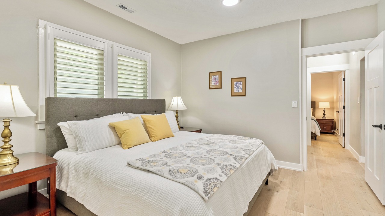 Photo of Bedroom in East Central