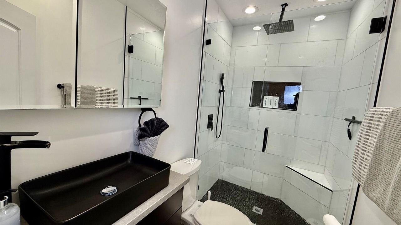 Photo of Bathroom in Central City