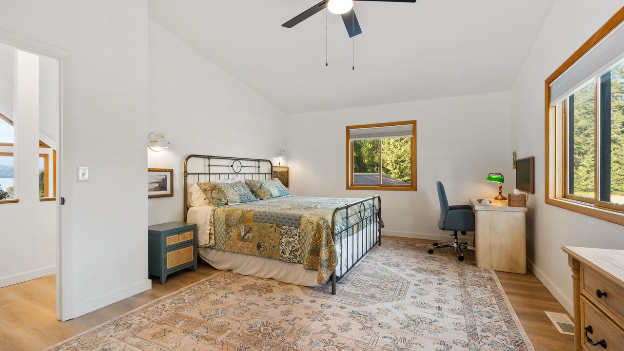 Photo of Bedroom in Sagle