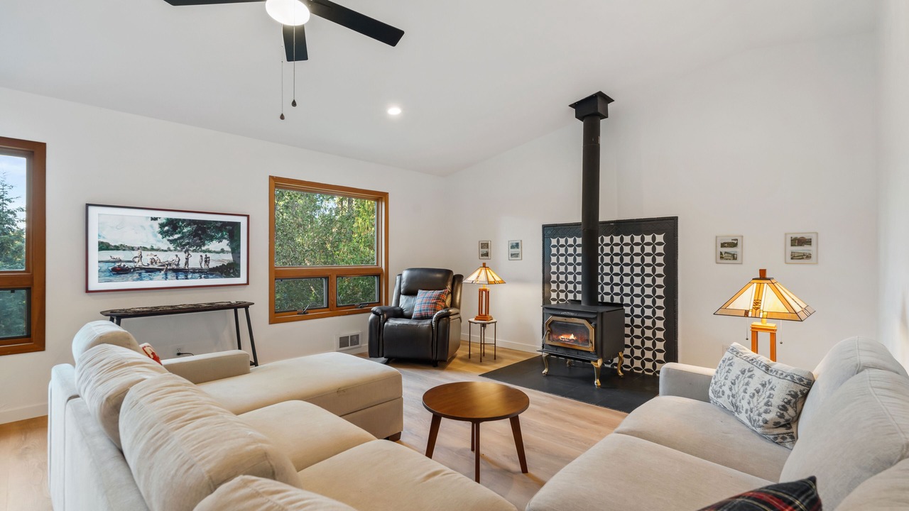 Photo of Livingroom in Sagle