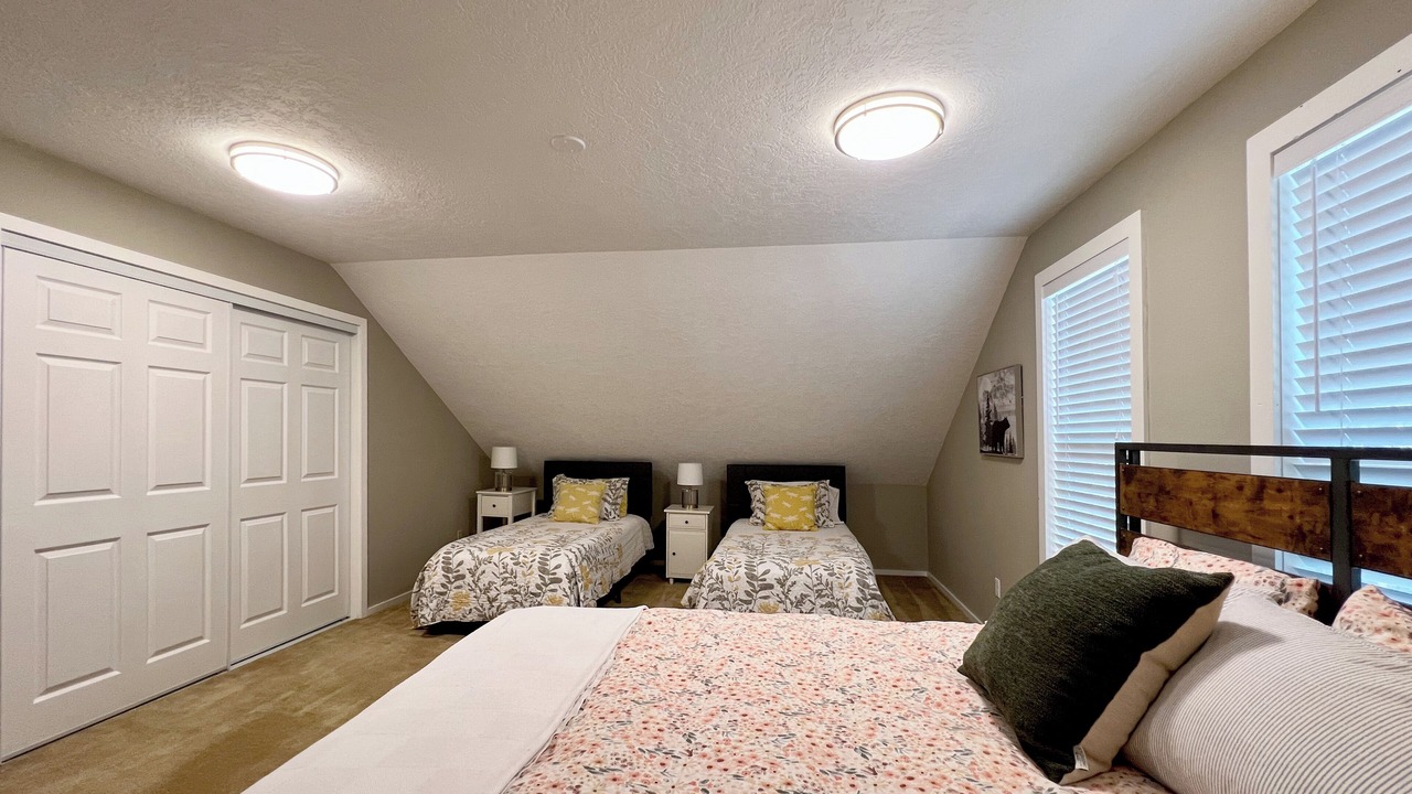 Photo of Bedroom in Sisters