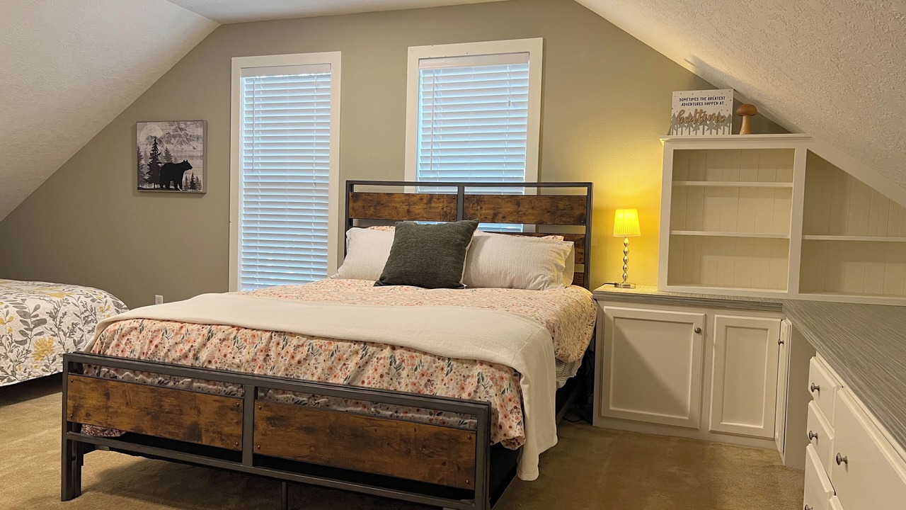 Photo of Bedroom in Sisters