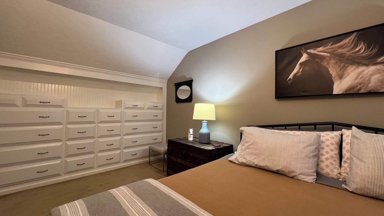 Photo of Bedroom in Sisters