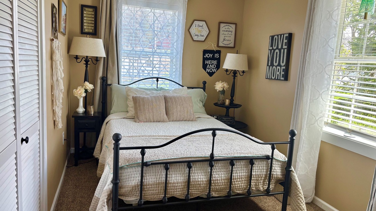 Photo of Bedroom in Port Byron