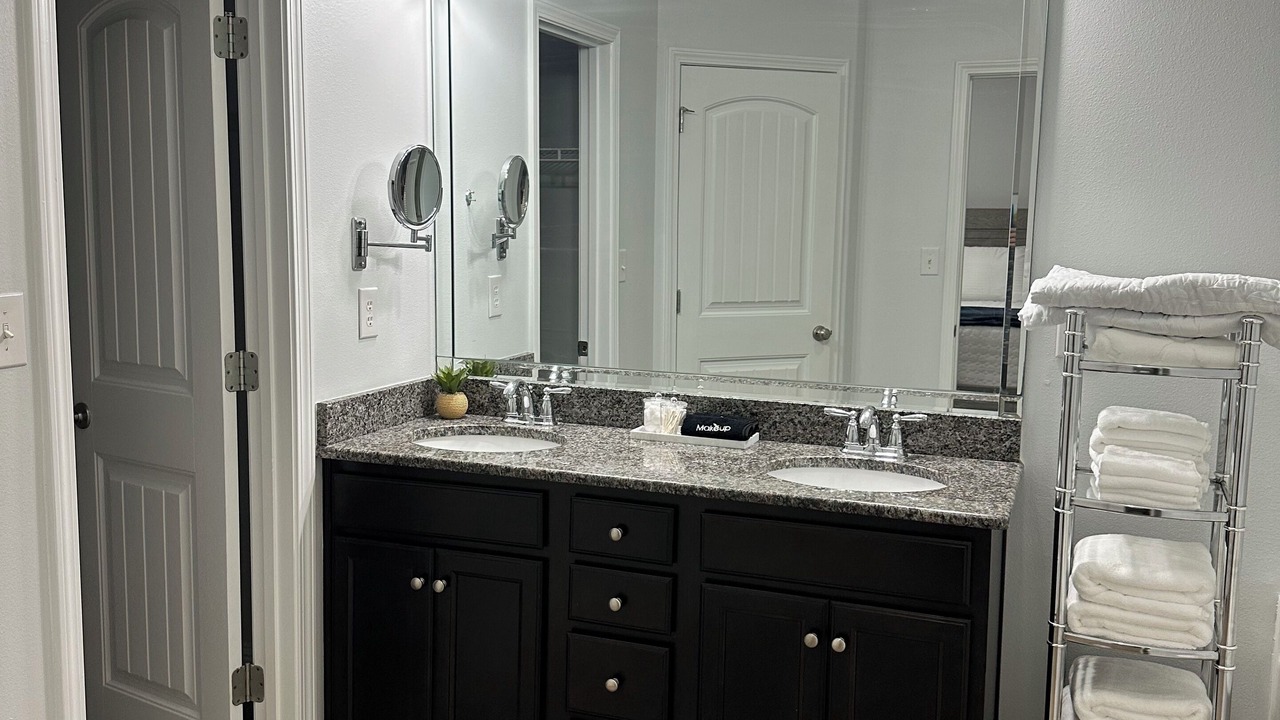 Photo of Bathroom in Mobile