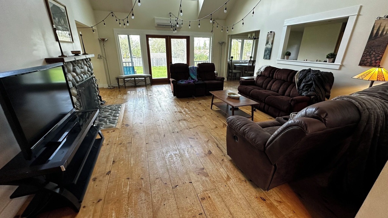 Photo of Livingroom in Freeland