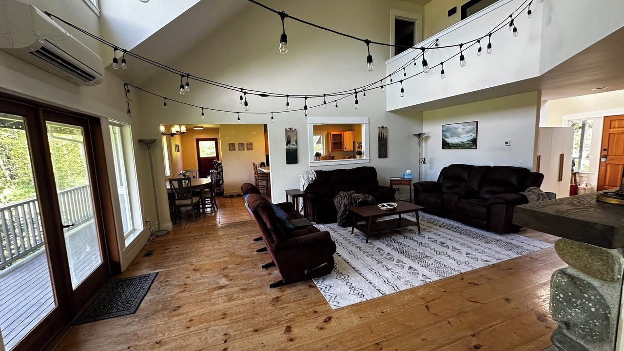 Photo of Livingroom in Freeland