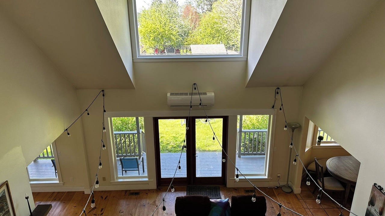 Photo of Livingroom in Freeland