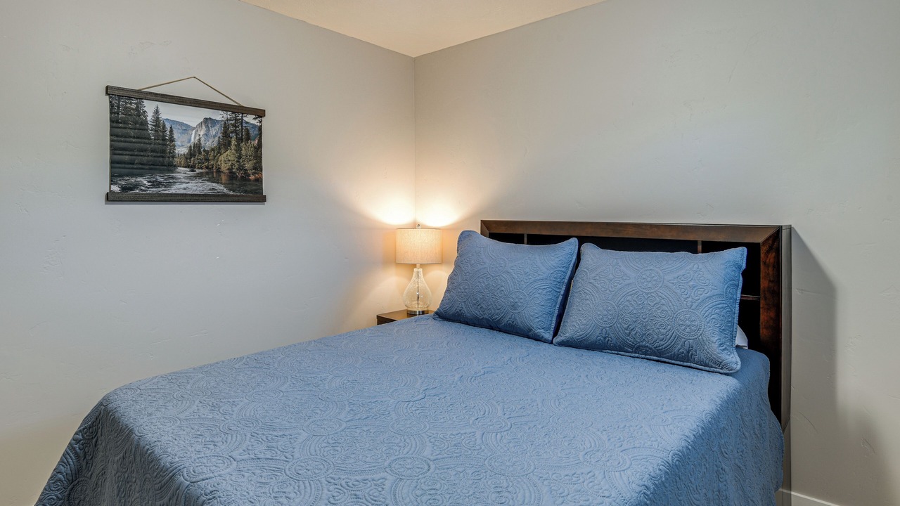Photo of Bedroom in Iona