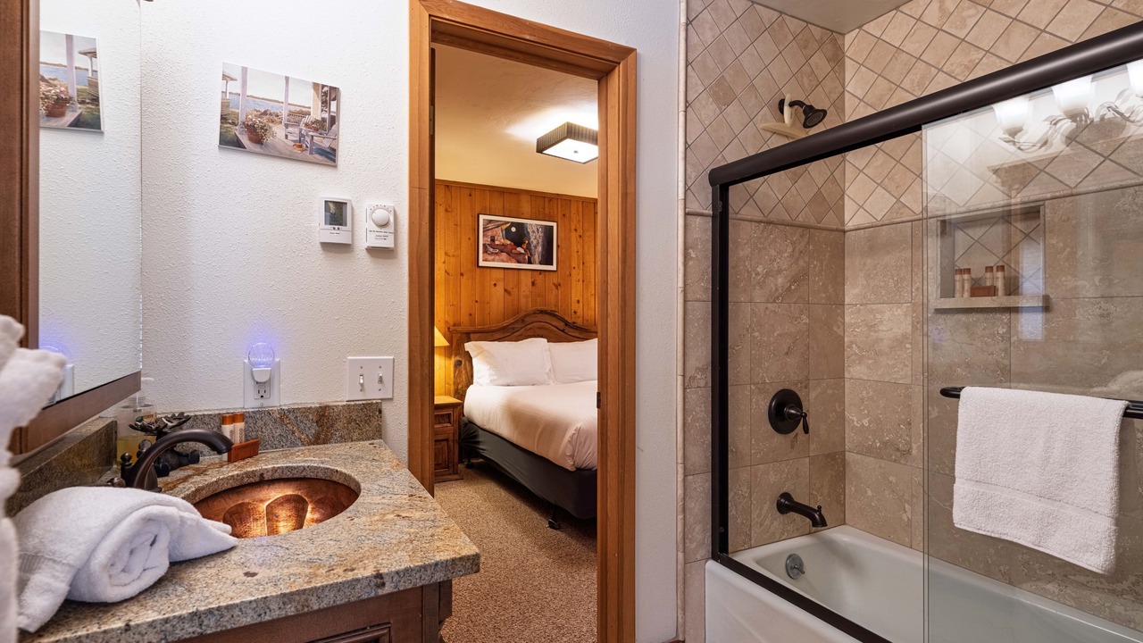 Photo of Bathroom in Moose Wilson Road