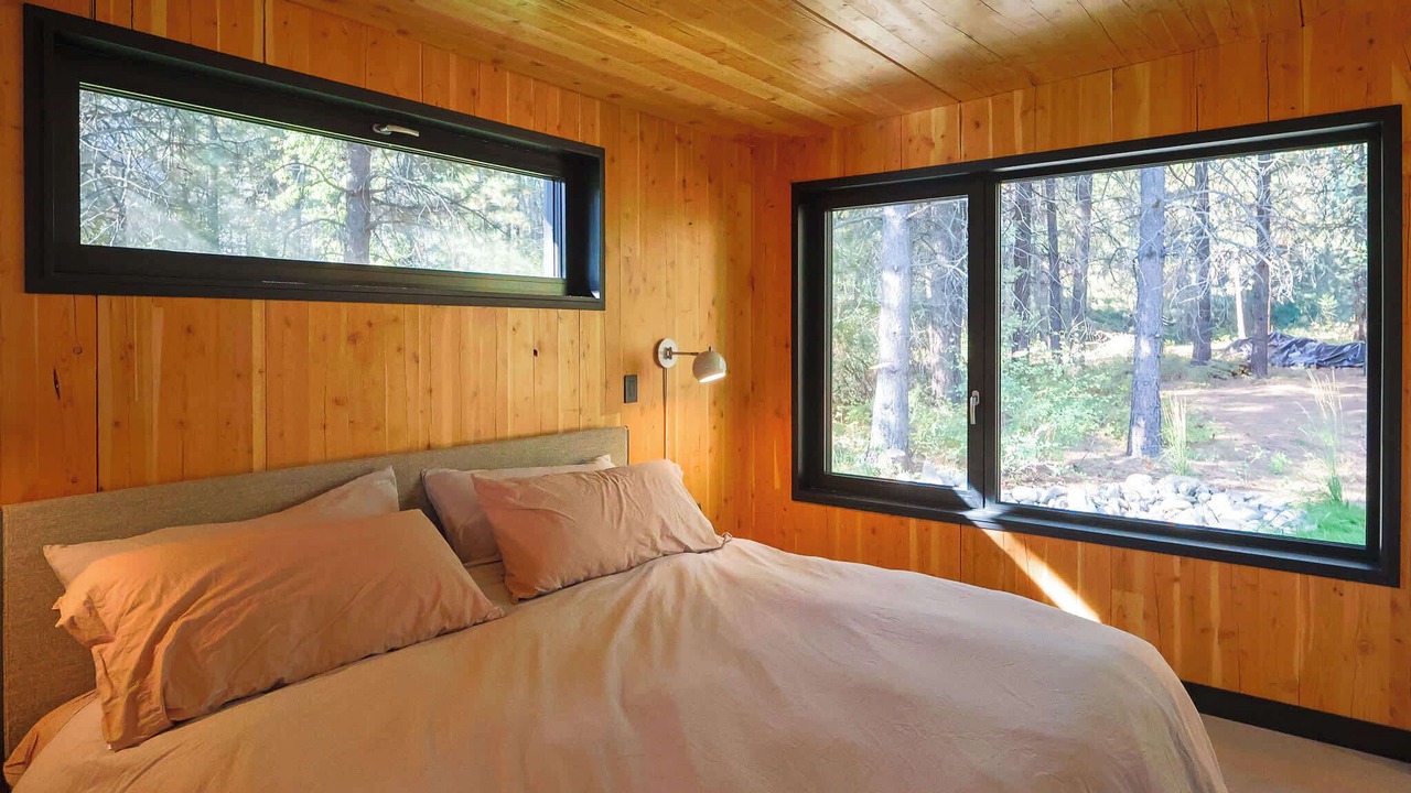 Photo of Bedroom in Mazama