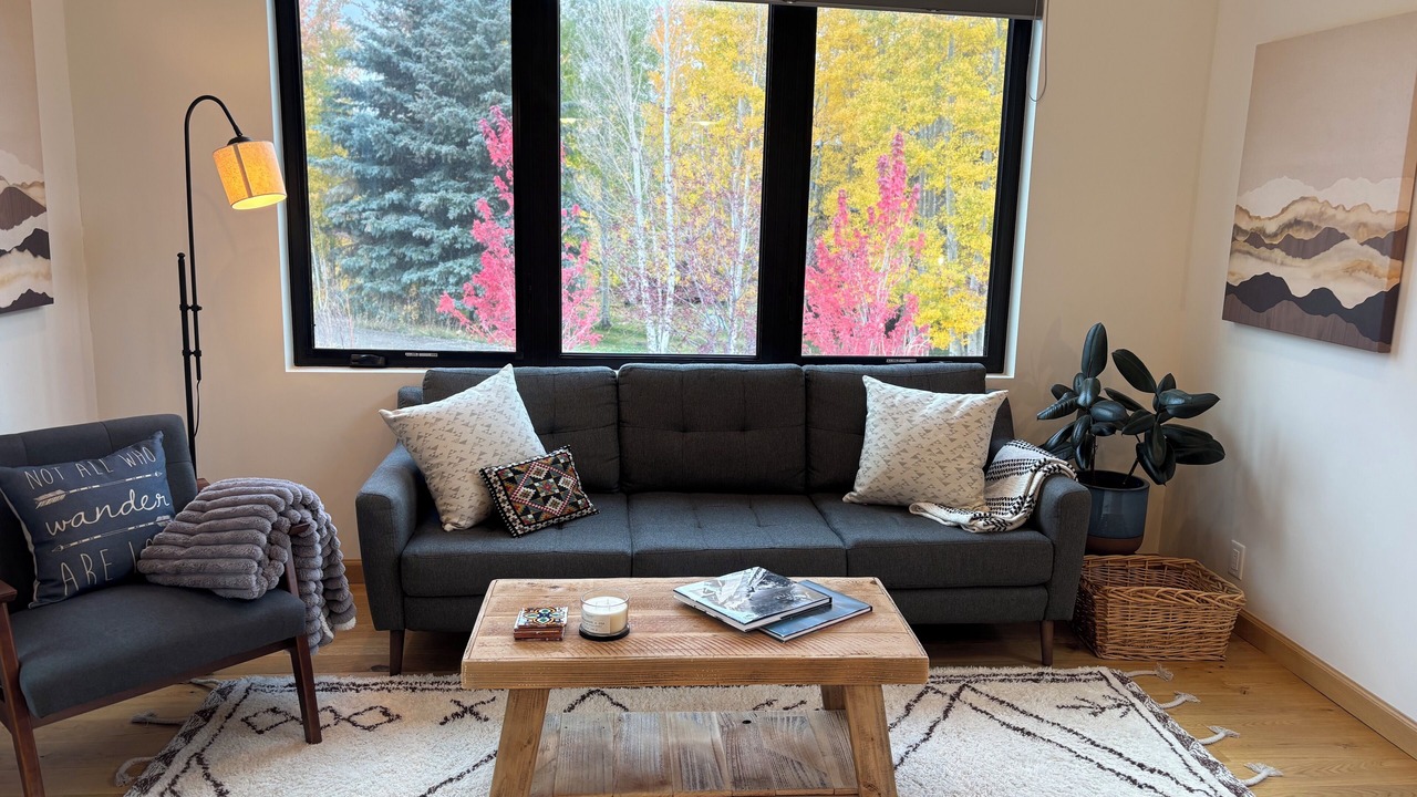 Photo of Livingroom in Hailey