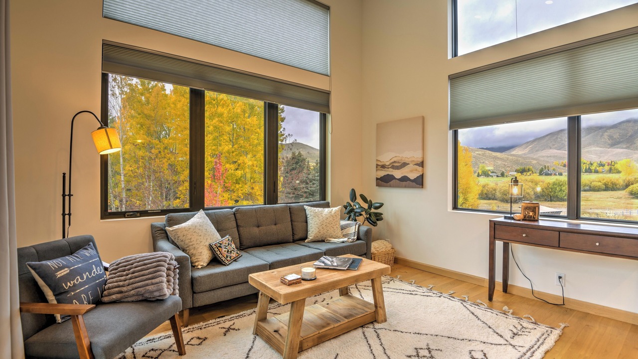 Photo of Livingroom in Hailey