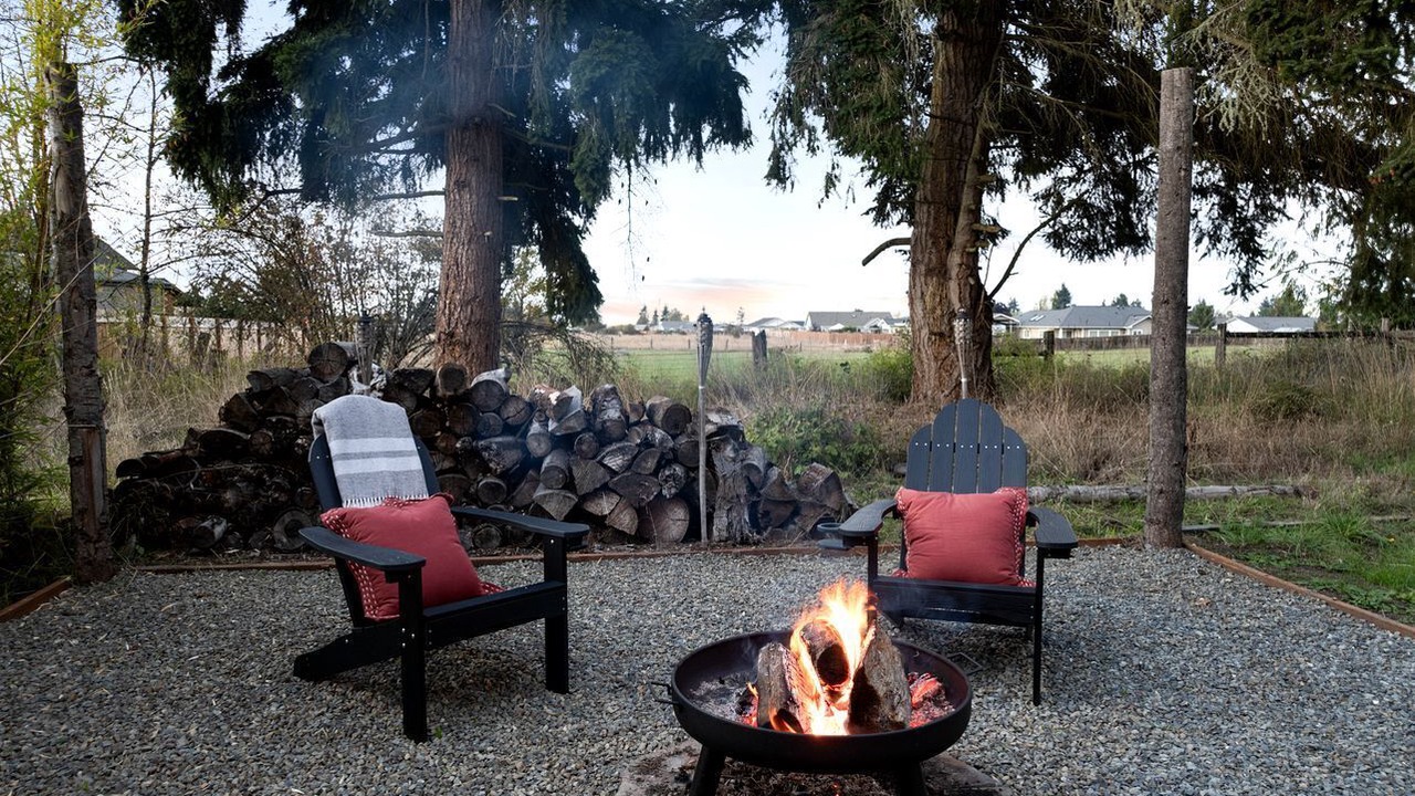 Photo of Outdoor in River Road