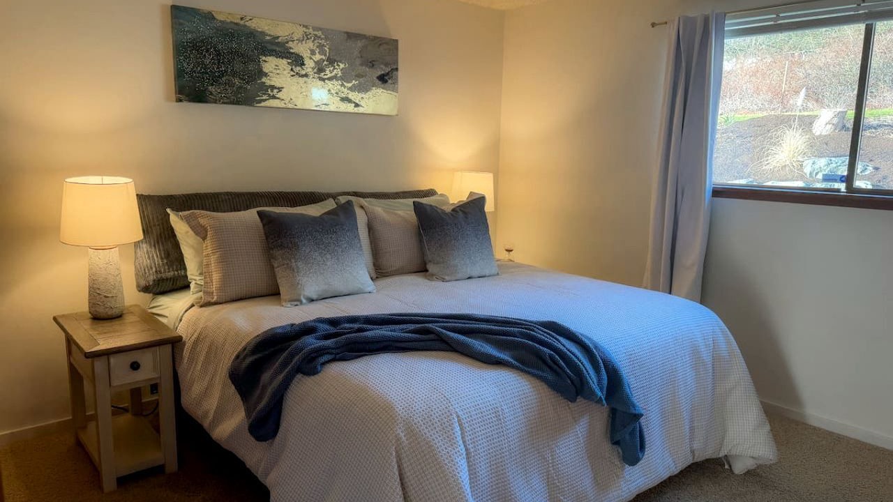 Photo of Bedroom in Anacortes