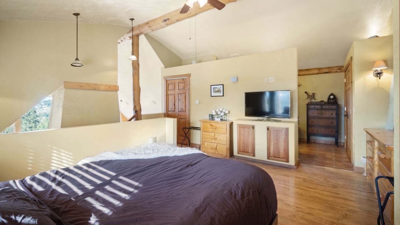 Photo of Bedroom in Mead