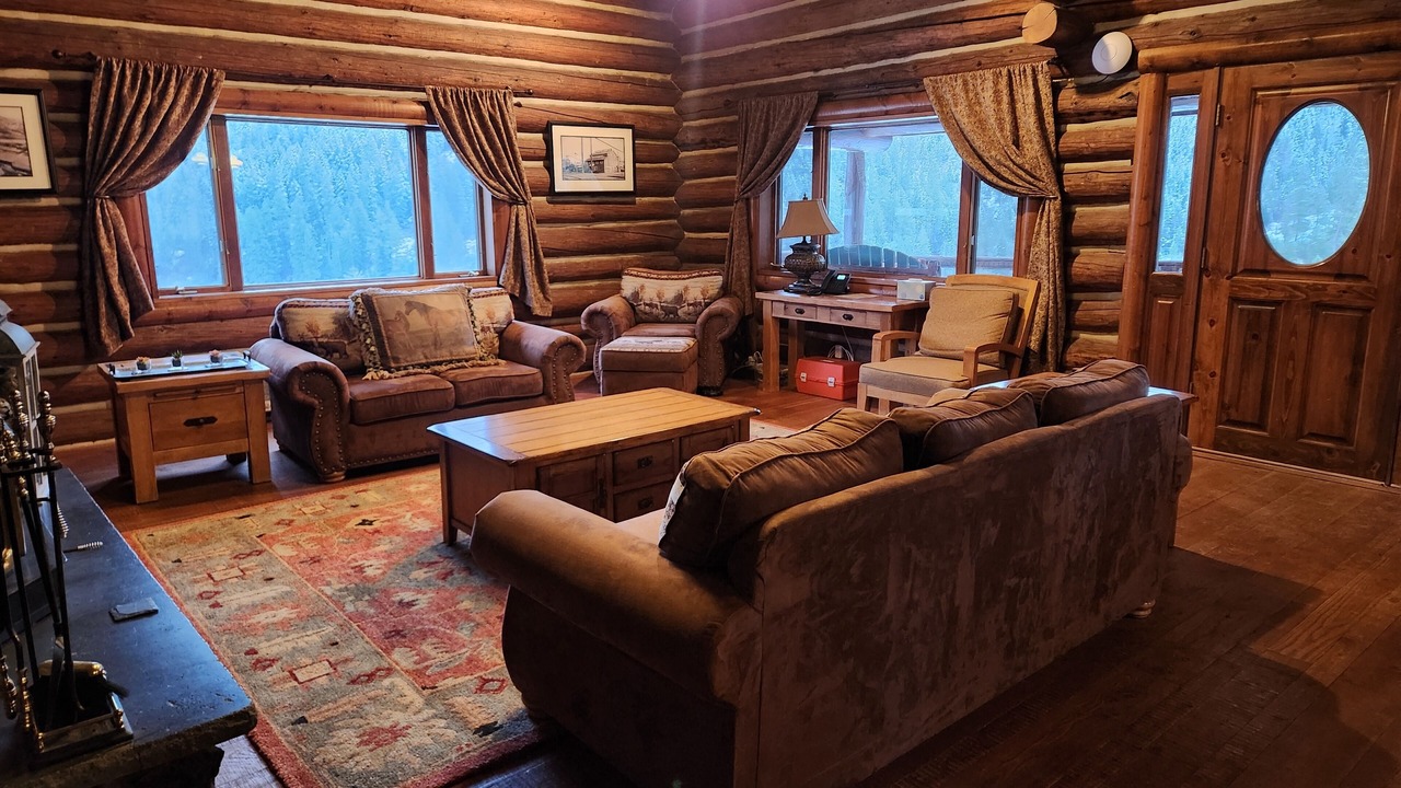 Photo of Livingroom in Harrison