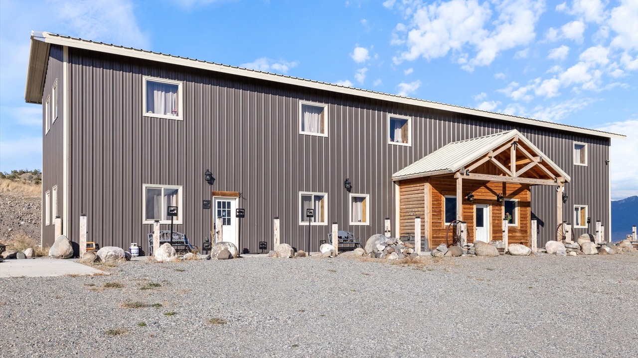 Photo of Outdoor in Emigrant