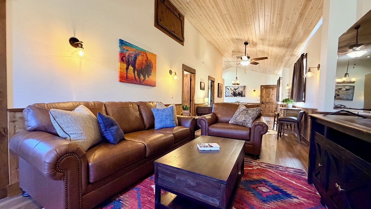 Photo of Livingroom in Emigrant