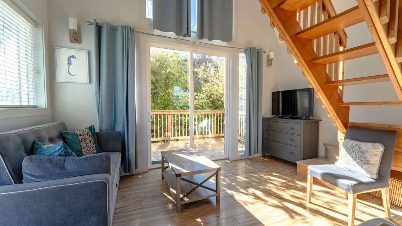 Photo of Livingroom in Ocean Shores