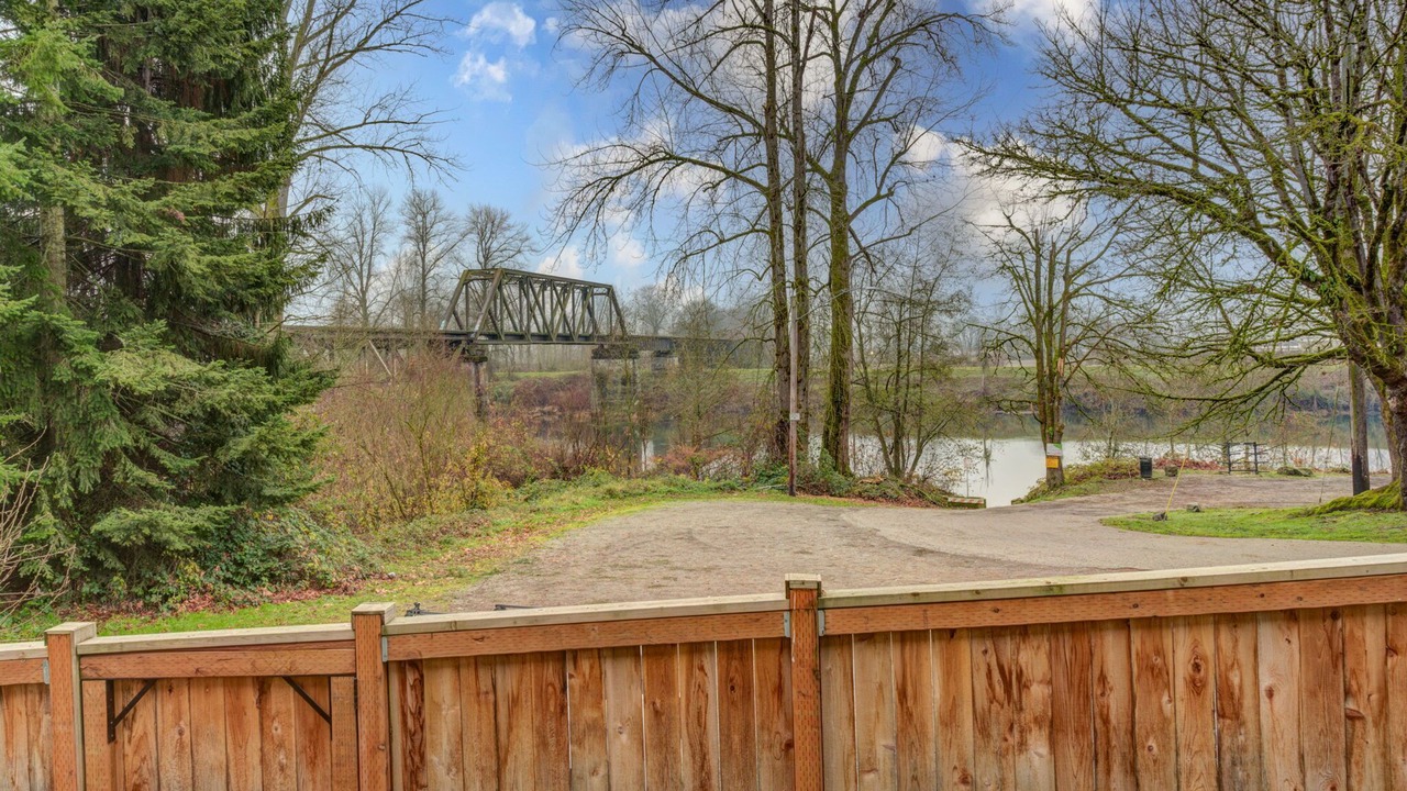 Photo of Others in Snohomish