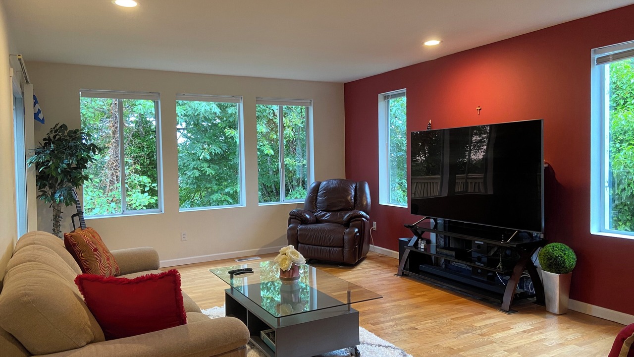 Photo of Livingroom in South Seattle