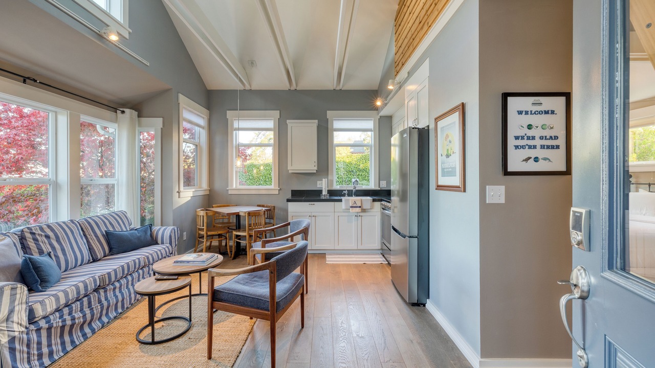 Photo of Bedroom in Coupeville