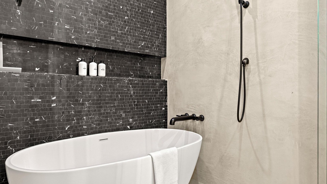 Photo of Bathroom in Garden City