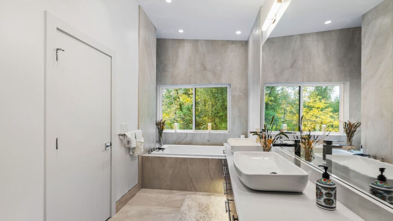 Photo of Bathroom in Northeast Bellevue