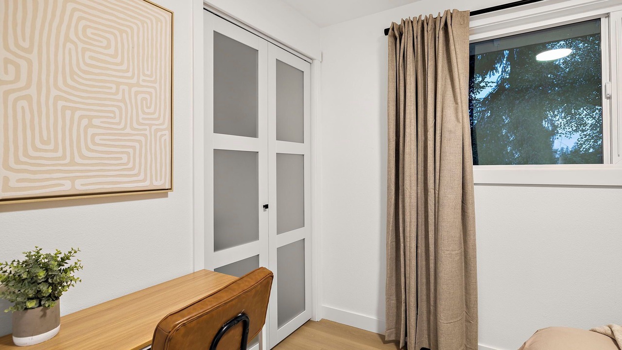 Photo of Bedroom in Lynnwood