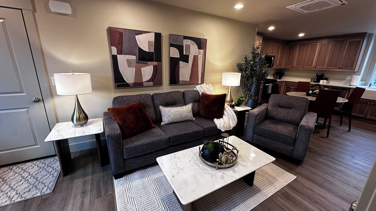 Photo of Livingroom in Turner