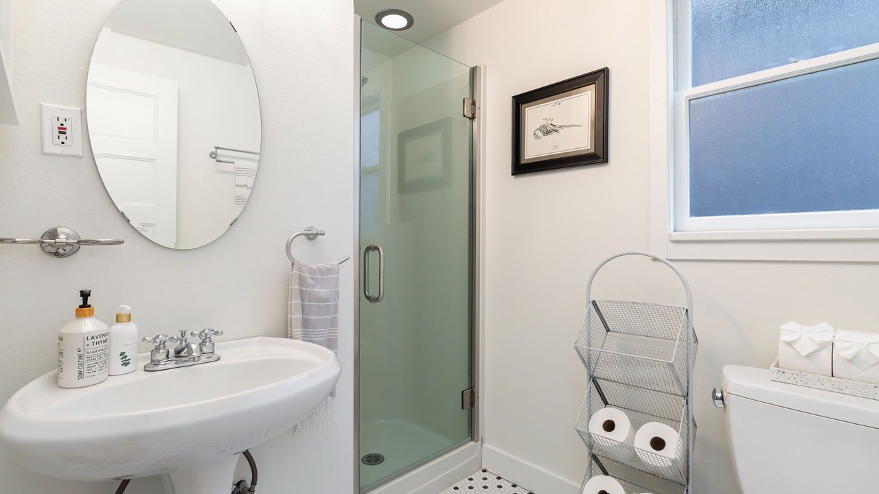 Photo of Bathroom in The Bowl of Edmonds