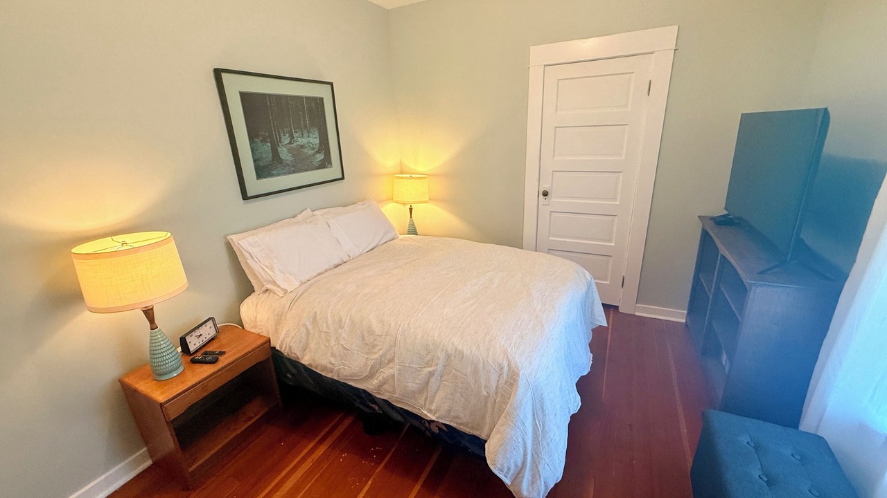 Photo of Bedroom in Vernon