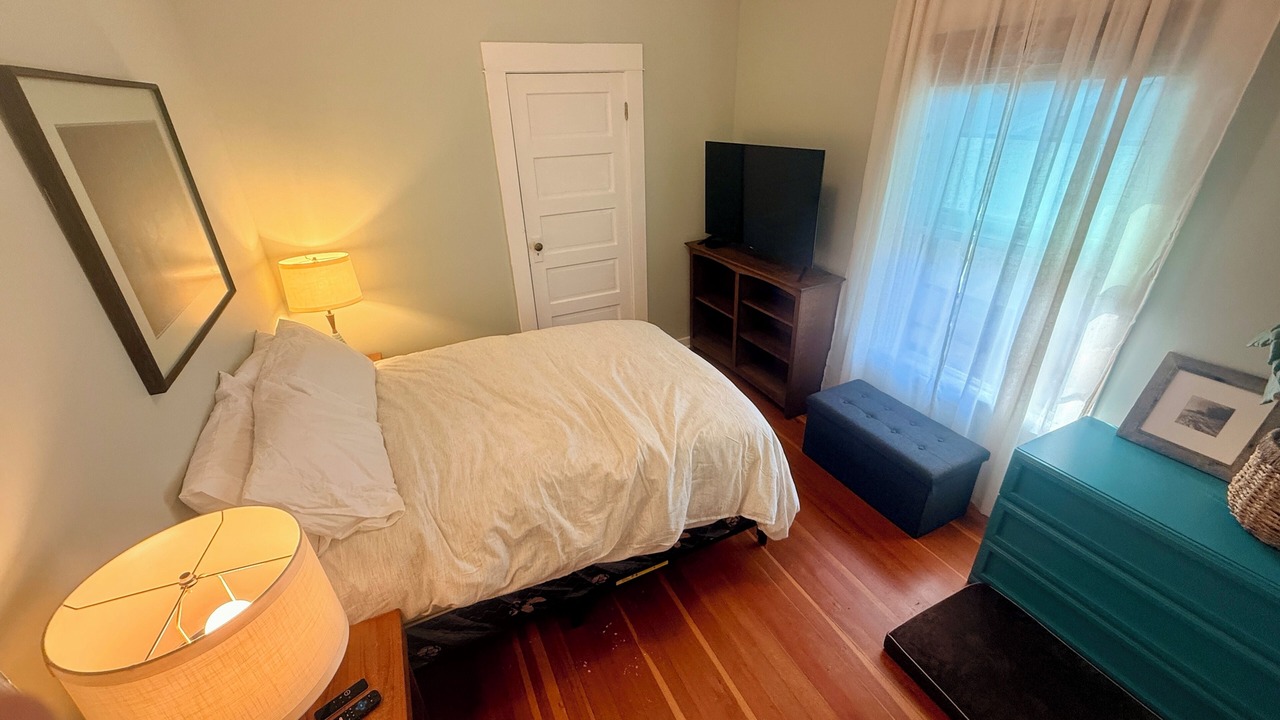 Photo of Bedroom in Vernon