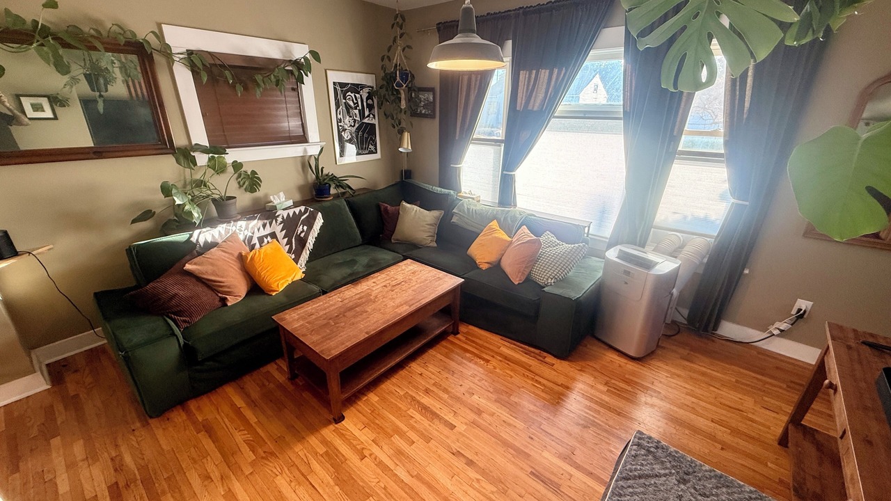 Photo of Livingroom in Vernon