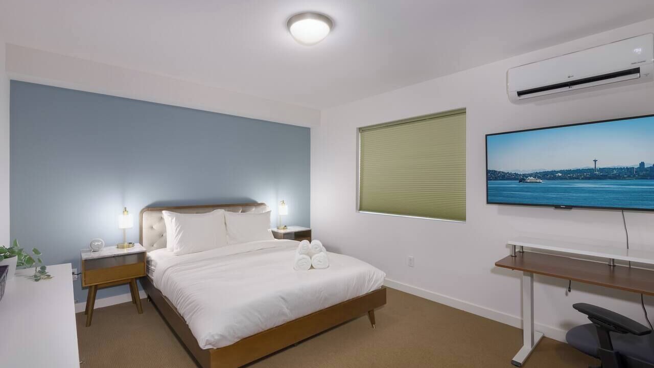 Photo of Bedroom in Greenwood