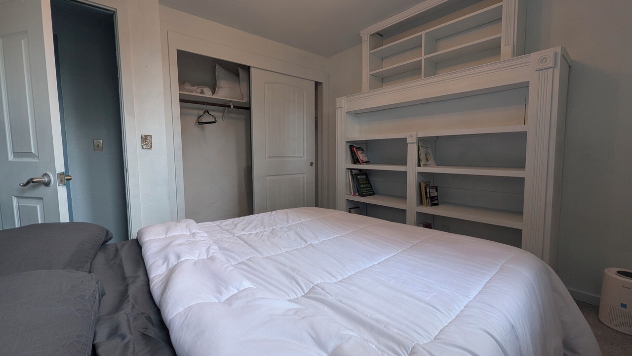 Photo of Bedroom in Lake Goodwin