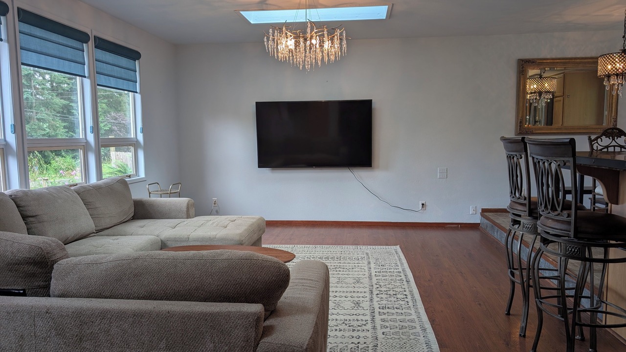 Photo of Livingroom in Lake Goodwin